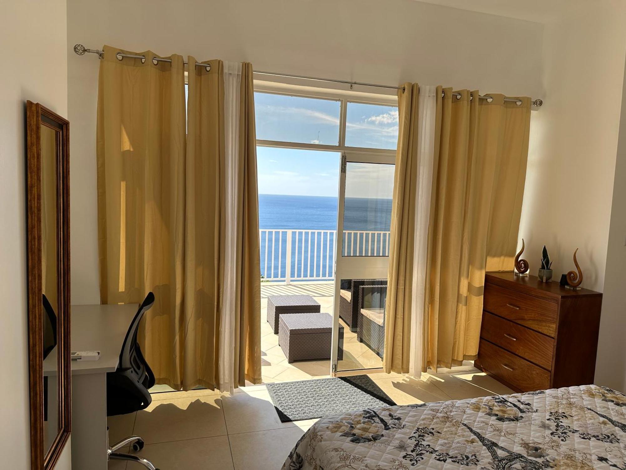 Eldorado Guesthouse & Car Rental Roseau Ngoại thất bức ảnh